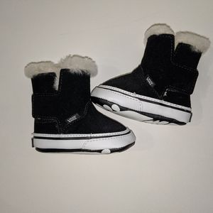 Vans Crib Fur Boots